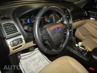 2016 Ford Explorer Limited - miniatura 8