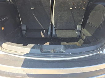 2016 Ford Explorer Platinum - miniatura 16