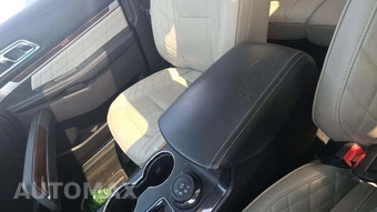 2016 Ford Explorer Platinum - miniatura 27