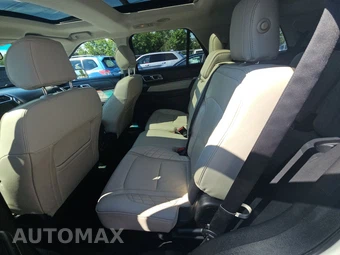 2016 Ford Explorer Platinum – miniatura 13