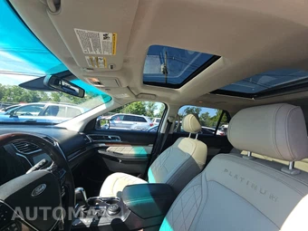 2016 Ford Explorer Platinum – miniatura 19
