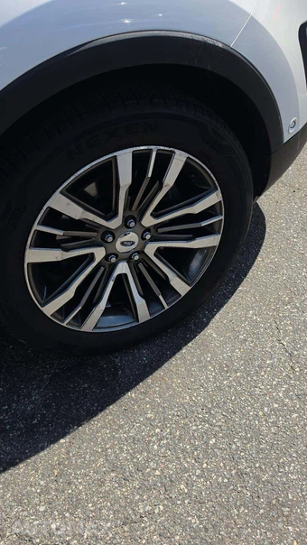 2016 Ford Explorer Platinum – miniatura 24