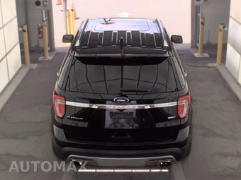 2016 Ford Explorer Platinum – miniatura 5