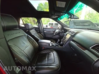 2016 Ford Explorer Platinum – miniatura 8