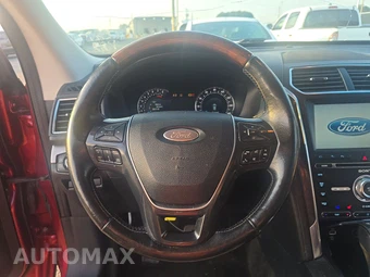 2016 Ford Explorer Platinum - miniatura 10