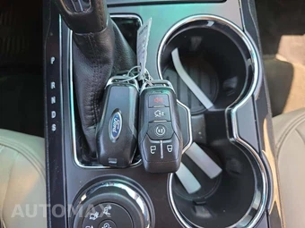 2016 Ford Explorer Platinum - miniatura 5