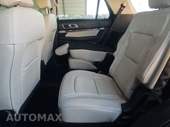 2016 Ford Explorer Platinum - miniatura 13
