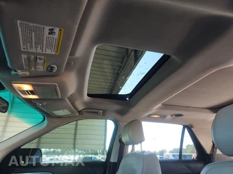 2016 Ford Explorer Platinum - miniatura 19