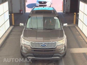 2016 Ford Explorer Platinum - miniatura 2