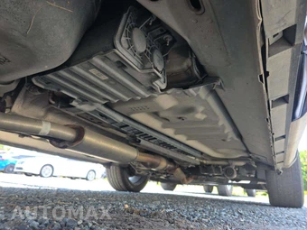 2016 Ford Explorer Platinum – miniatura 18