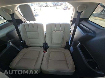 2016 Ford Explorer Platinum – miniatura 14