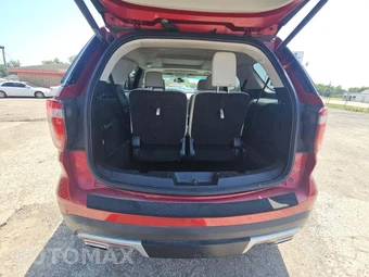 2016 Ford Explorer Platinum – miniatura 15