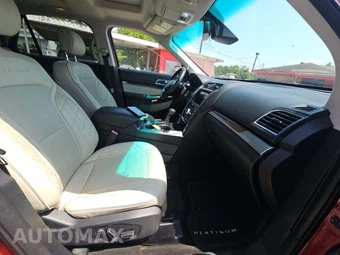 2016 Ford Explorer Platinum – miniatura 19