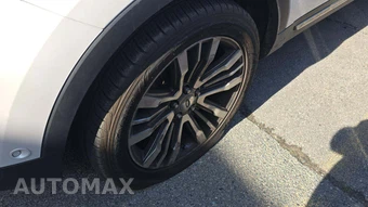 2016 Ford Explorer Platinum - miniatura 32