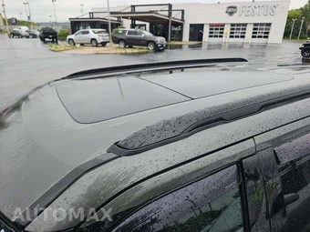 2016 Ford Explorer Sport – miniatura 12