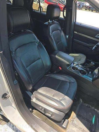 2016 Ford Explorer Sport – miniatura 19
