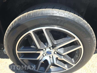 2016 Ford Explorer Sport - miniatura 19