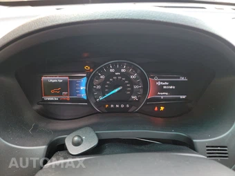2016 Ford Explorer Sport - miniatura 12
