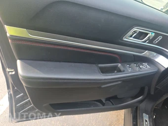 2016 Ford Explorer Sport – miniatura 9