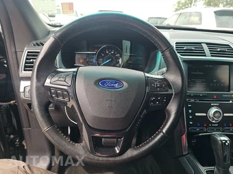 2016 Ford Explorer Sport – miniatura 10