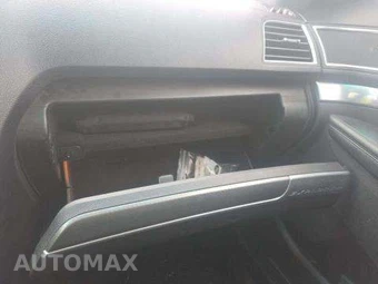 2016 Ford Explorer Sport – miniatura 33