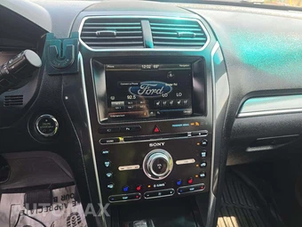 2016 Ford Explorer Sport – miniatura 7