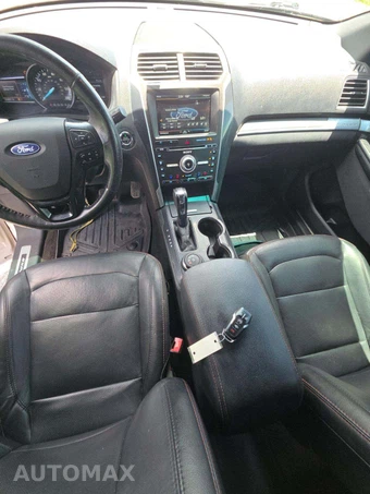 2016 Ford Explorer Sport - miniatura 10