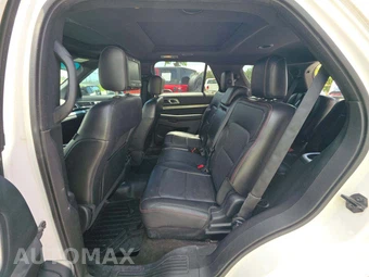 2016 Ford Explorer Sport - miniatura 13