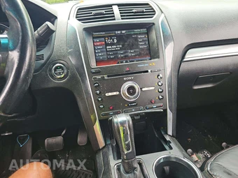 2016 Ford Explorer Sport – miniatura 10