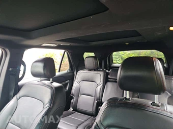 2016 Ford Explorer Sport – miniatura 11