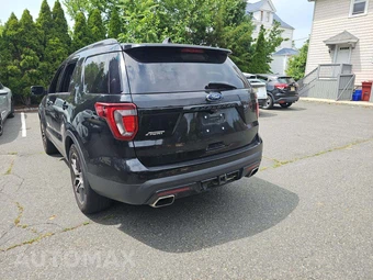 2016 Ford Explorer Sport – miniatura 2