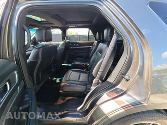 2016 Ford Explorer Sport - miniatura 10