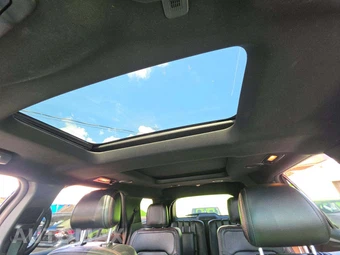2016 Ford Explorer Sport - miniatura 8