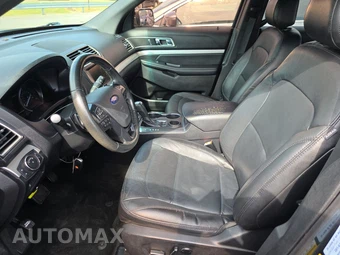 2016 Ford Explorer XLT - miniatura 7