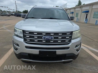 2016 Ford Explorer XLT – miniatura 2