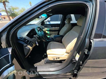 2016 Ford Explorer XLT - miniatura 6