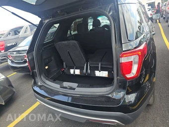 2016 Ford Explorer XLT - miniatura 16