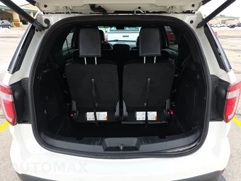 2016 Ford Explorer XLT – miniatura 17
