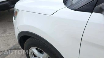 2016 Ford Explorer XLT – miniatura 22