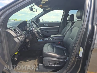 2016 Ford Explorer XLT - miniatura 13
