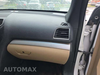 2016 Ford Explorer XLT - miniatura 17
