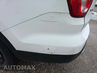 2016 Ford Explorer XLT - miniatura 24