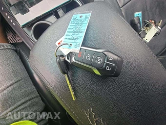 2016 Ford Explorer XLT – miniatura 5