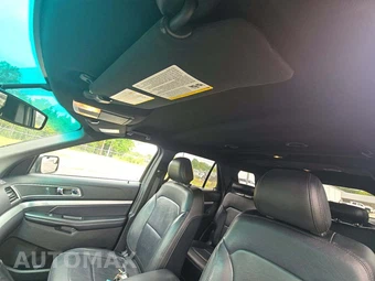 2016 Ford Explorer XLT – miniatura 8