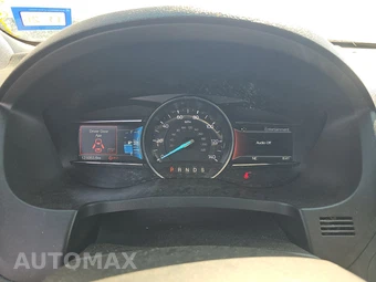 2016 Ford Explorer XLT – miniatura 12