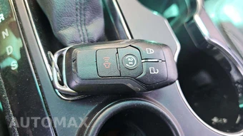 2016 Ford Explorer XLT – miniatura 20