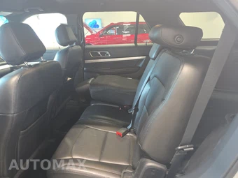 2016 Ford Explorer XLT – miniatura 13