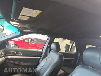 2016 Ford Explorer XLT – miniatura 17