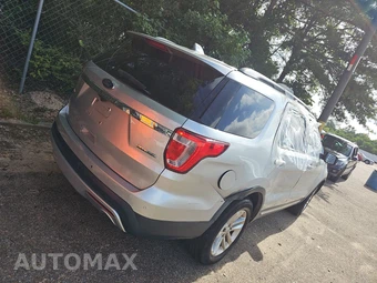 2016 Ford Explorer XLT - miniatura 4