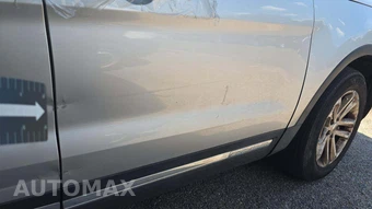 2016 Ford Explorer XLT - miniatura 42